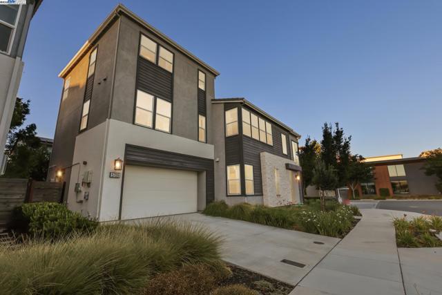 5789 Nugget Way, Dublin CA: https://media.crmls.org/mediaz/529894c5-7da6-4a3e-85f7-880d30a85aef.jpg