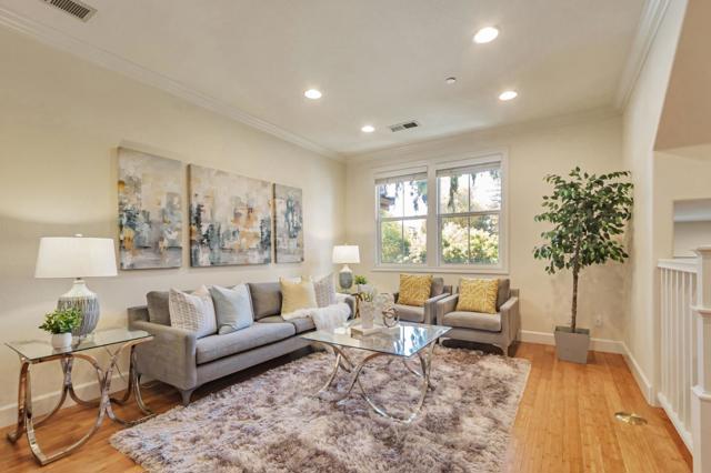 1014 Jena Terrace, Sunnyvale CA: https://media.crmls.org/mediaz/5298c0da-4d5d-49f0-afdd-eca283206eef.jpg