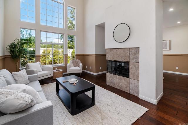 1860 Matin Circle, San Marcos CA: https://media.crmls.org/mediaz/5298d561-e148-45fa-8a2a-a1e491dc7868.jpg