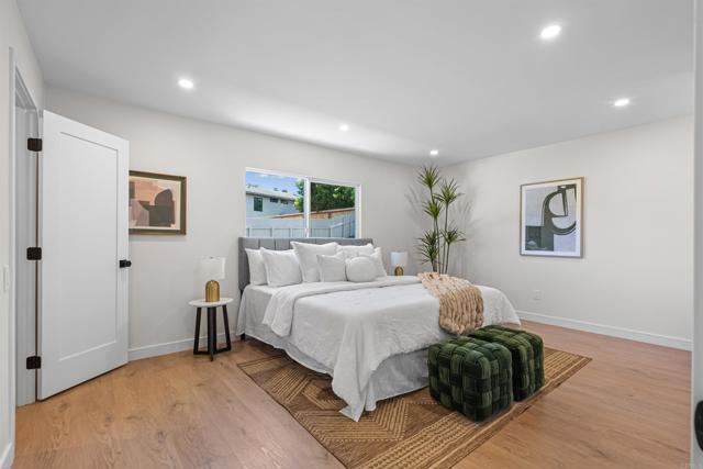 4687 Murat Ct, San Diego CA: https://media.crmls.org/mediaz/5298d5b1-cce8-419f-9544-036acc098c91.jpg