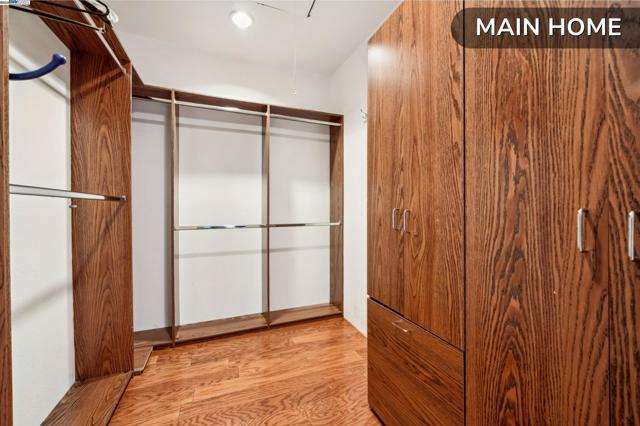 507 Maple St, Livermore CA: https://media.crmls.org/mediaz/529b6f8c-30b7-4e29-b7f8-d5b548bec11b.jpg