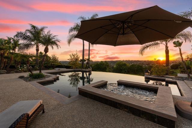 Detail Gallery Image 3 of 37 For 3368 Calle Margarita, Encinitas,  CA 92024 - 5 Beds | 6/1 Baths