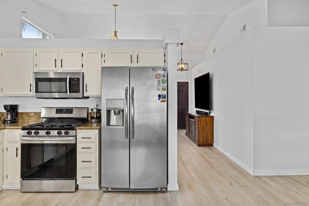 286 Glendale Ave - photo 9