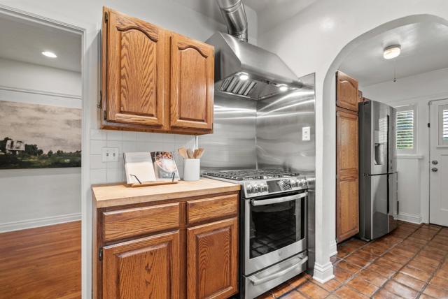 903 Michigan Avenue, San Jose CA: https://media.crmls.org/mediaz/529dde19-8825-4abe-8023-8d2ff9504348.jpg