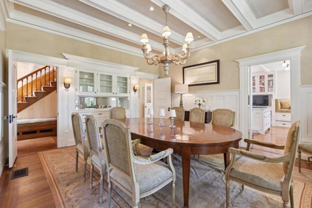 900 University Avenue, Palo Alto CA: https://media.crmls.org/mediaz/529e6c3b-f403-40c4-9285-9fb28c033bf0.jpg