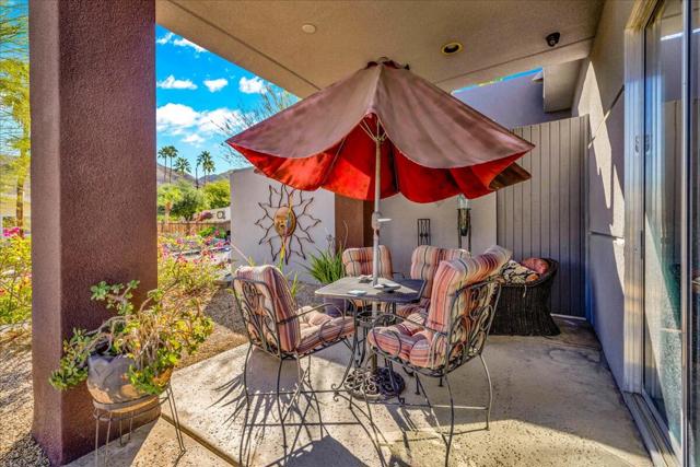 39061 Bel Air Drive, Cathedral City CA: https://media.crmls.org/mediaz/529e8c3a-16d5-46cb-a41d-a681327a282a.jpg