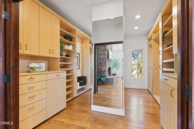 Detail Gallery Image 40 of 48 For 13045 Ripple Creek Ln, Camarillo,  CA 93012 - 5 Beds | 3/1 Baths