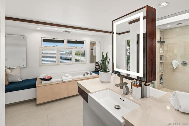 1728 West Lewis, San Diego CA: https://media.crmls.org/mediaz/52a016b0-29fb-4e17-bc21-1f7f780ef743.jpg