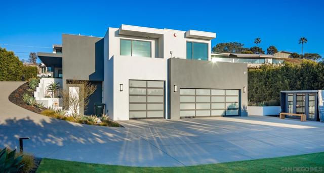 Image 42 of 47 For 521 Rios Ave
