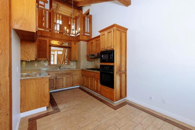 120 Alamo Avenue, Santa Cruz CA: https://media.crmls.org/mediaz/52a1751f-ca70-4a0c-947e-6b2f0628ee7a.jpg