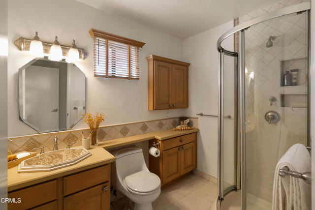 872 Flores De Oro, South Pasadena CA: https://media.crmls.org/mediaz/52a3e85d-171e-4de0-8e71-553ed4662c00.jpg