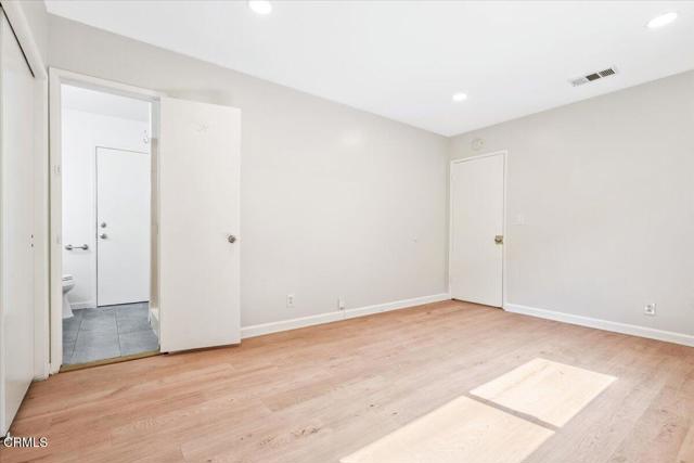 476 E Calaveras Street, Altadena CA: https://media.crmls.org/mediaz/52a46132-1131-422e-bfc7-306a450bceb4.jpg