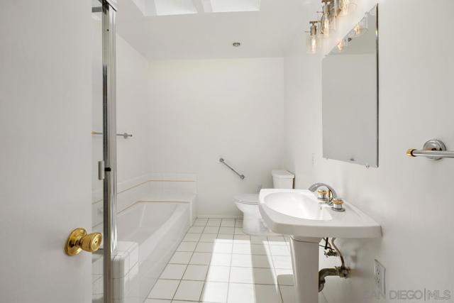 6371 Dwane Ave, San Diego CA: https://media.crmls.org/mediaz/52a51ddb-b11b-4d40-8093-d42576a19746.jpg