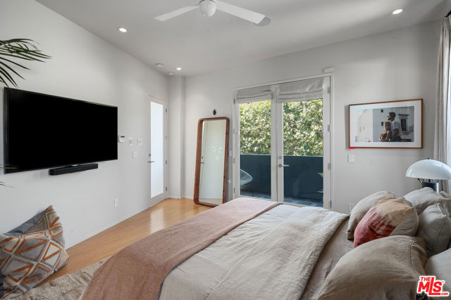 8735 Dorrington Avenue, West Hollywood CA: https://media.crmls.org/mediaz/52a5c290-b2c5-4d02-8c04-60a283b59cf3.jpg