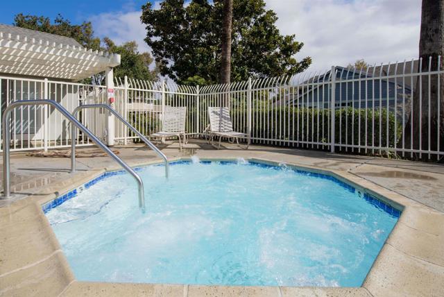 Detail Gallery Image 28 of 31 For 4273 Rockport Bay Way, Oceanside,  CA 92058 - 2 Beds | 1/1 Baths