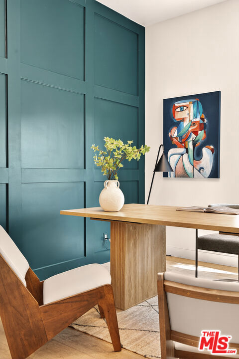 2603 Crestmoore Place, Los Angeles CA: https://media.crmls.org/mediaz/52a6dae0-5d6e-42ce-9d2e-c2fe67131c48.jpg