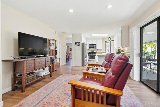 Detail Gallery Image 13 of 54 For 5229 Don Valdez Dr, Carlsbad,  CA 92010 - 2 Beds | 2 Baths