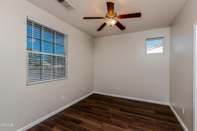 Detail Gallery Image 22 of 34 For 501 Butte Ct, Shafter,  CA 93263 - 3 Beds | 3 Baths