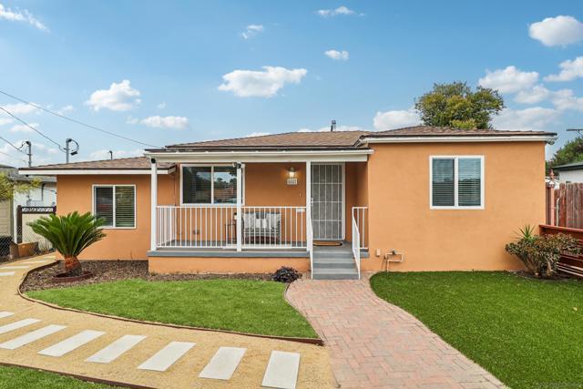 6017 Broadway, San Diego CA: https://media.crmls.org/mediaz/52a977f3-3de9-48e8-adfb-cd8cfdbf2b28.jpg