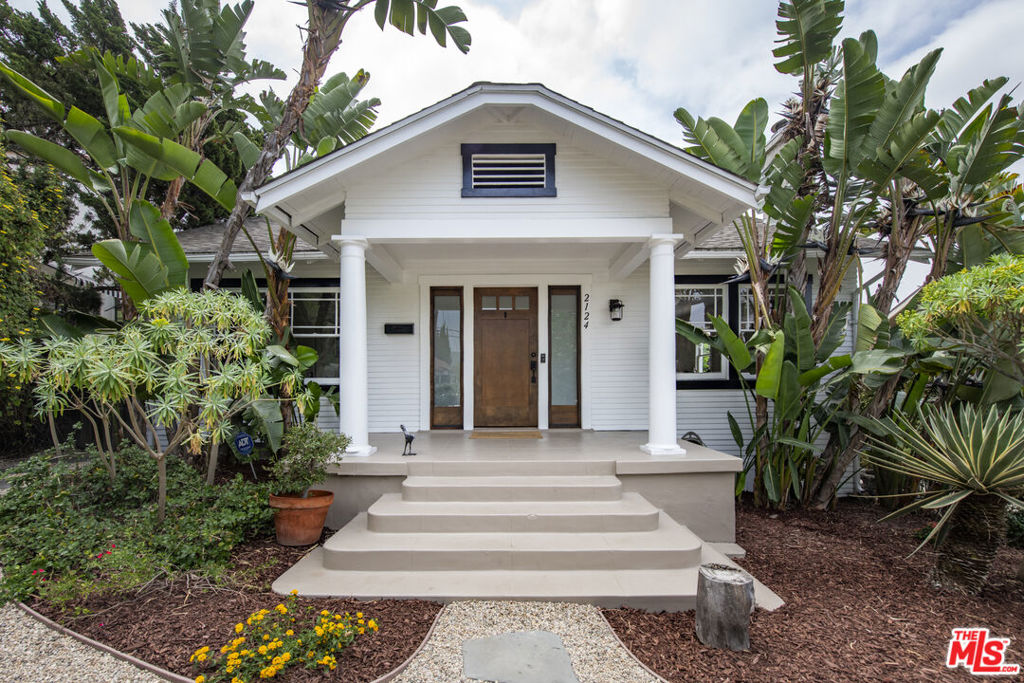 2124 Ridgeview Avenue