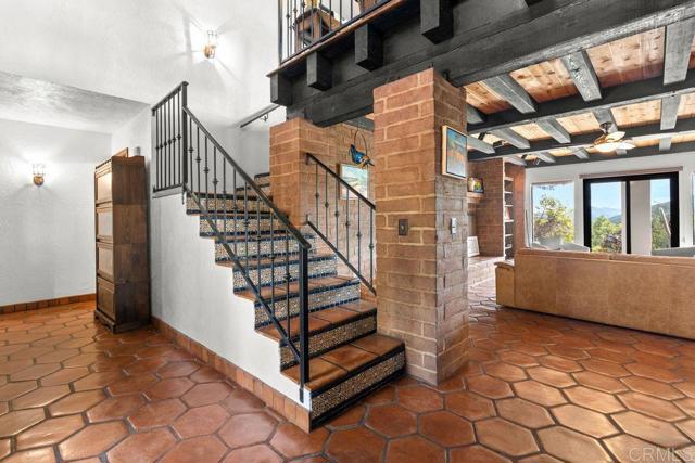 Detail Gallery Image 14 of 68 For 710 Buena Creek Rd, San Marcos,  CA 92069 - 3 Beds | 3/1 Baths