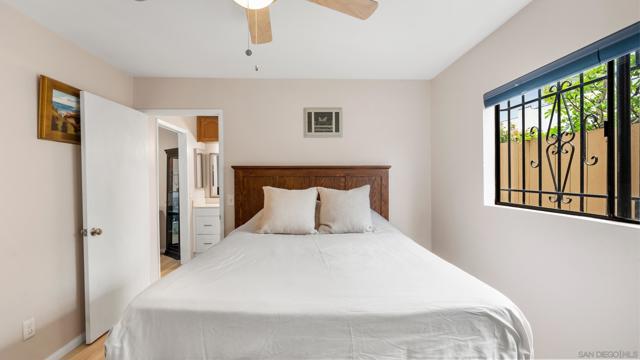 4415 38Th St, San Diego CA: https://media.crmls.org/mediaz/52aad19f-68c6-46a4-90b0-fd1d88eecbf3.jpg