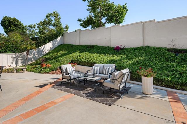 18027 Chieftain Ct, San Diego CA: https://media.crmls.org/mediaz/52aae8cf-ef80-42c0-ad45-762668da2ba6.jpg