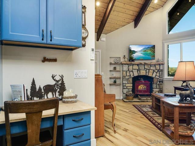 1209 Farmer Road, Julian CA: https://media.crmls.org/mediaz/52ab260f-5ac3-4594-b59b-a7279c94d4bf.jpg