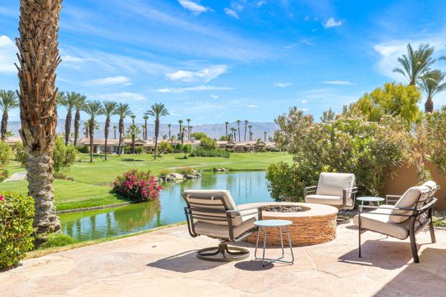 461 White Horse Trail, Palm Desert CA: https://media.crmls.org/mediaz/52ab8855-3c66-4b20-b60f-5aafc7d69769.jpg