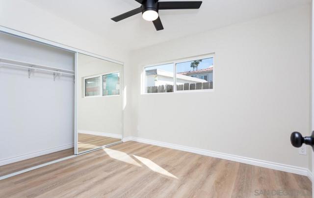 924 Florida St, Imperial Beach CA: https://media.crmls.org/mediaz/52ac8b7f-a3c0-4037-a70a-a93bf99b79b3.jpg