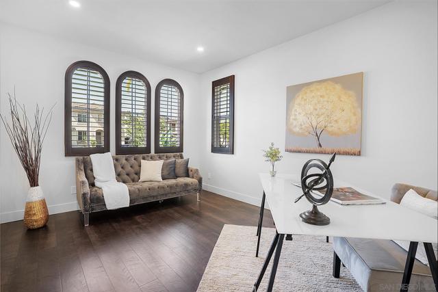 1120 Parkview Dr, Oceanside CA: https://media.crmls.org/mediaz/52ac9903-652c-47fc-bb30-047adf9af2a0.jpg