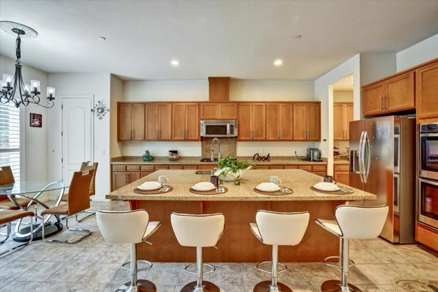 1701 TRAMONTI Drive, Dublin CA: https://media.crmls.org/mediaz/52acae8c-31d8-4b59-b23e-7f6b664d7166.jpg