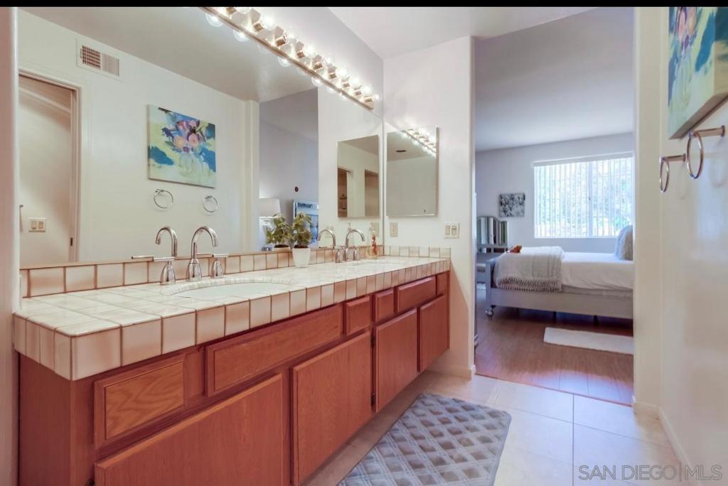 MLS #250042616SD image #22