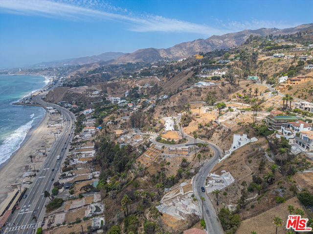 Drew Fenton | 21415 Rambla Vista Malibu CA | MLS: 7490196 Drew Fenton | 21415 Rambla Vista Malibu CA | MLS: 7490196