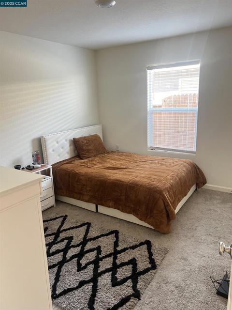 627 Elizabeth Ct, Merced CA: https://media.crmls.org/mediaz/52aefd69-e294-40e0-a716-d984c7e6c187.jpg