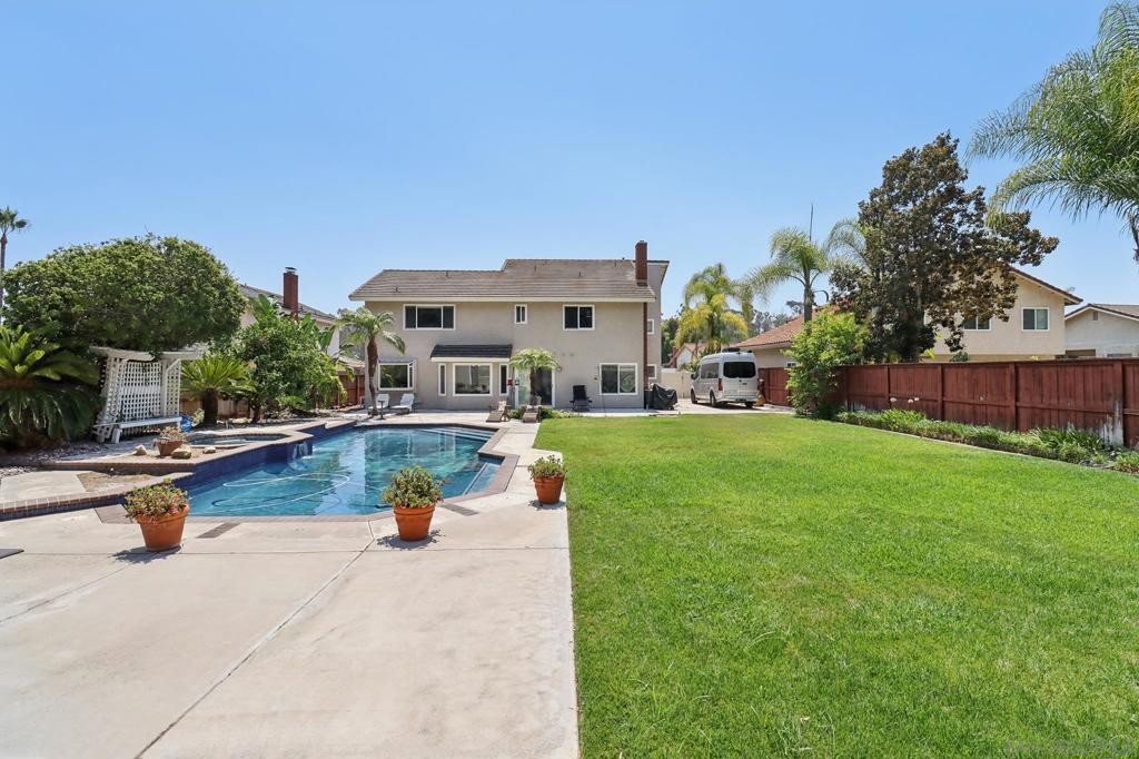 MLS #250035843SD img 64