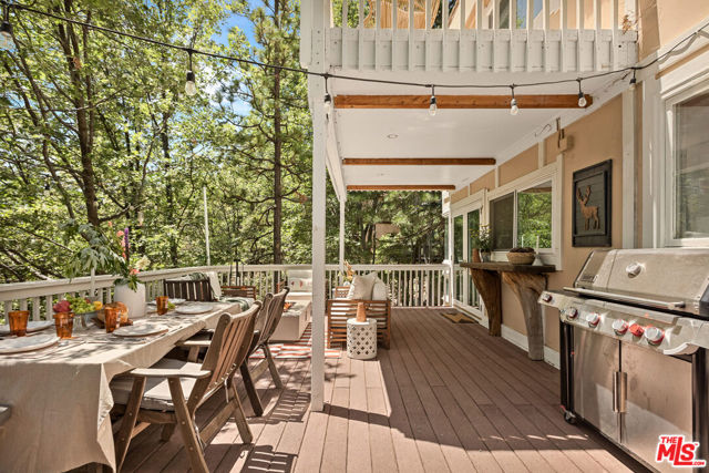 28277 Arbon Lane, Lake Arrowhead CA: https://media.crmls.org/mediaz/52af65d4-926f-4e96-9226-30511ec2b705.jpg
