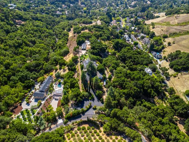 15651 Kennedy Road, Los Gatos CA: https://media.crmls.org/mediaz/52af86b2-01b7-4587-9ab0-ec600f036bb3.jpg