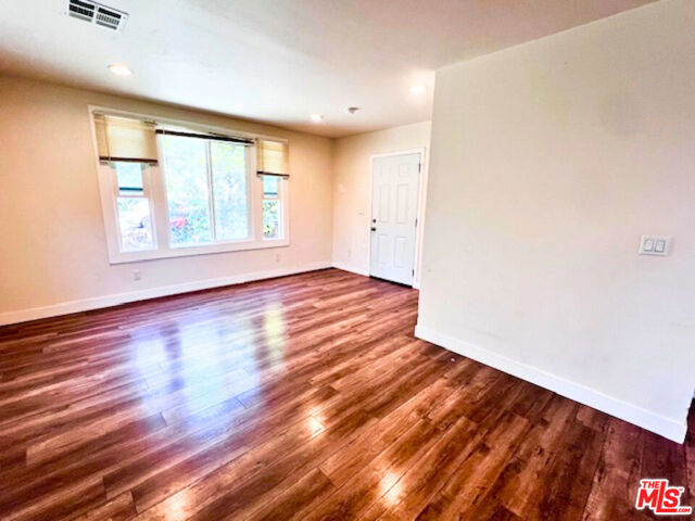 1838 Marine Avenue, Gardena CA: https://media.crmls.org/mediaz/52afb83b-22ba-4308-a468-1f5894fb92e4.jpg