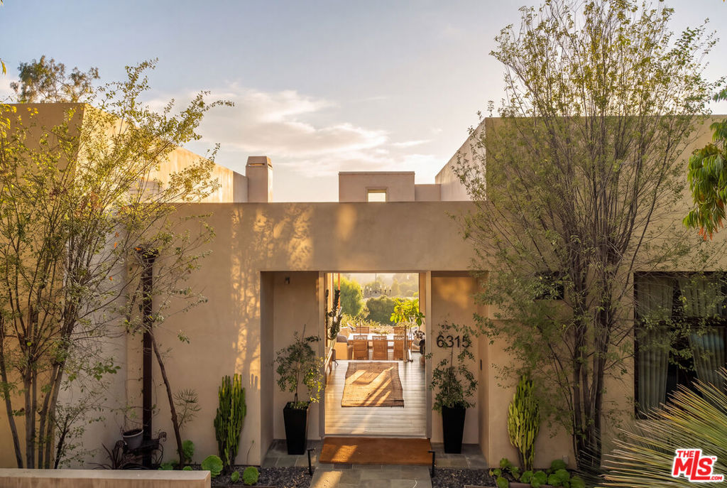 6315 Gayton Place — Contemporary