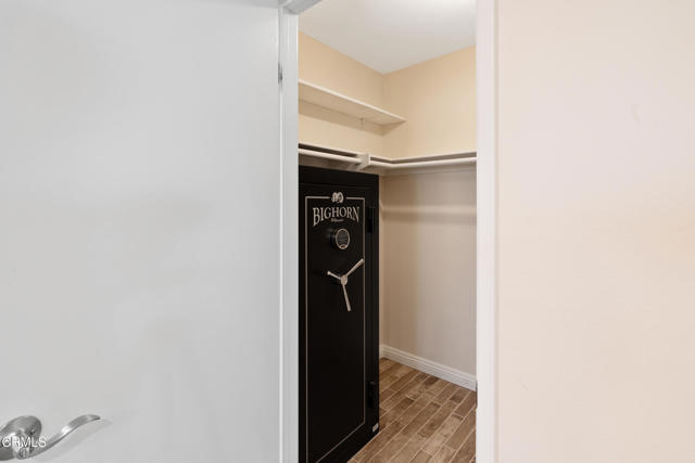 15939 Ada Street, Canyon Country CA: https://media.crmls.org/mediaz/52b08f18-96dc-43ee-9729-ecb01dd190f2.jpg