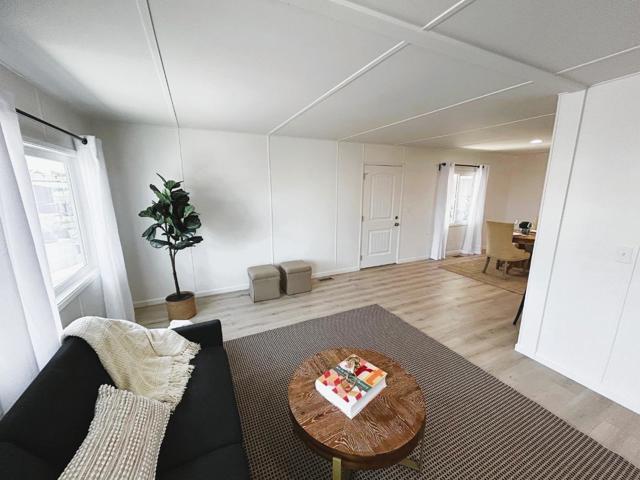 8282 Murray Avenue, Gilroy CA: https://media.crmls.org/mediaz/52b0ad87-a295-40ba-94af-9c28db79f7b3.jpg