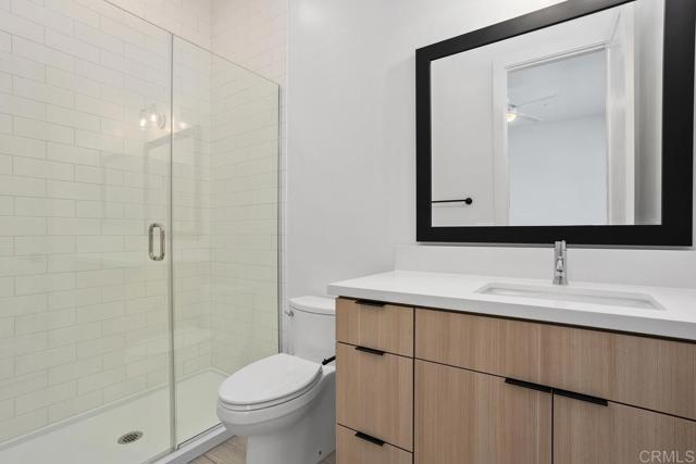 Detail Gallery Image 13 of 39 For 1208 Stonemark Place #MAIN HOUSE,  Vista,  CA 92081 - 6 Beds | 5 Baths