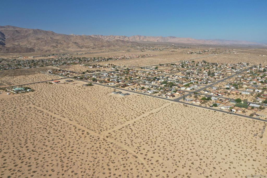 MLS #250043070SD image #31