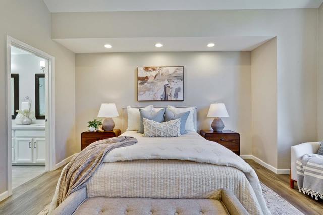 304 Windmill Park Lane, Mountain View CA: https://media.crmls.org/mediaz/52b2c262-4a08-4bec-a99e-2b462063d6b3.jpg