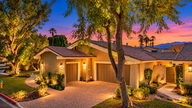 109 Deer Spring Way, Palm Desert, CA 92211