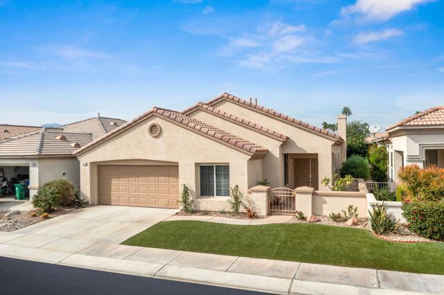 44397 Royal Lytham Drive, Indio CA: https://media.crmls.org/mediaz/52b39491-3ee5-4519-9254-377b36252a75.jpg