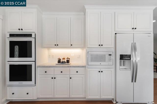 230 Vallecito Lane, Walnut Creek CA: https://media.crmls.org/mediaz/52b62fdf-83a9-4f76-955e-20e96eb98e5e.jpg