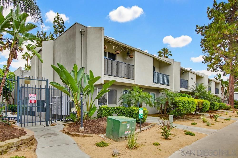 1045 Peach Ave #8