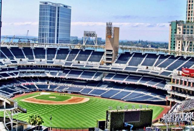 427 9th Avenue, San Diego CA: https://media.crmls.org/mediaz/52b73b81-e7c9-440c-8680-396a257fd5f6.jpg